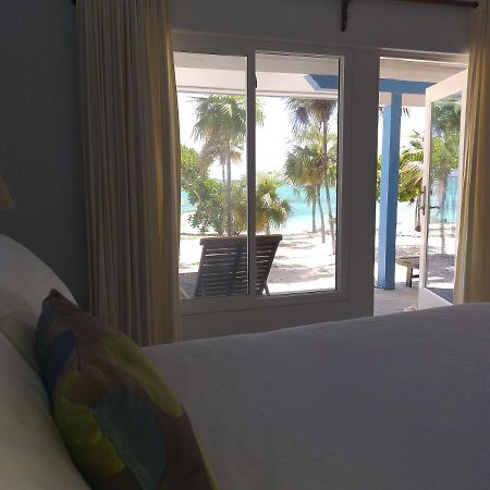 Pelican Beach Hotel Whitby المظهر الخارجي الصورة